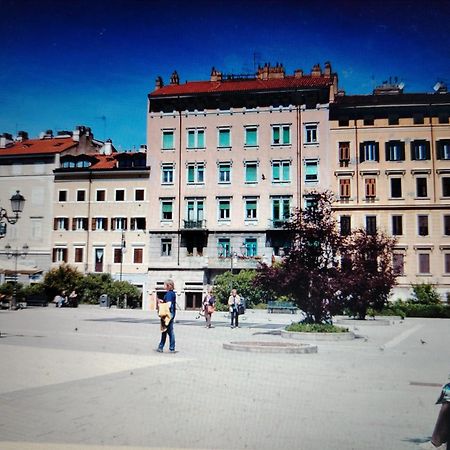 lucia haus Triest Exterior foto